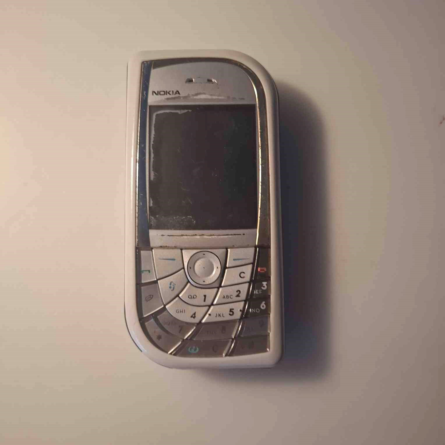 Nokia 7610